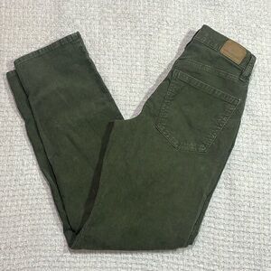 American Eagle Stretch 90’s Straight Corduroy Mom Pant Jeans Size 2 Reg. Green
